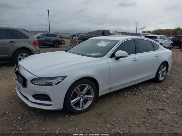 2018 VOLVO S90 LVY102AK5JP048983 Photo 1