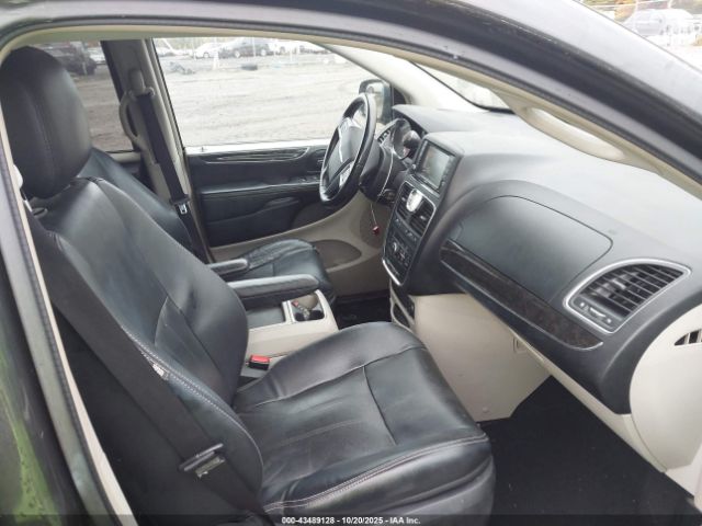 2011 CHRYSLER TOWN & COUNTRY 2A4RR8DG7BR780293 Photo 4