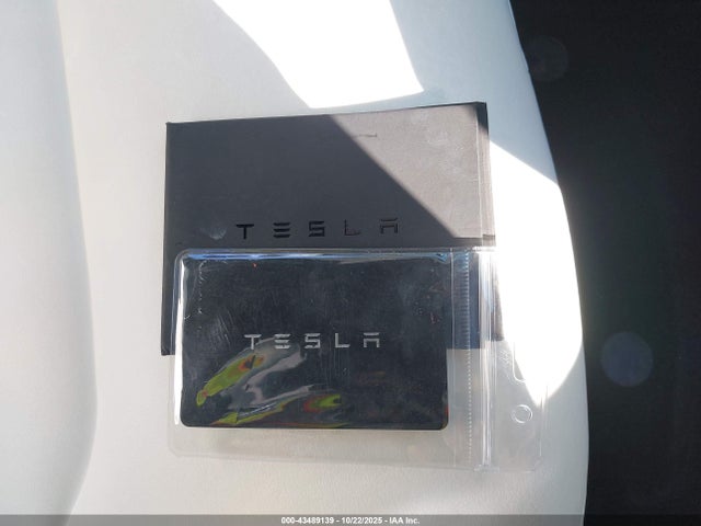 2022 TESLA MODEL Y 7SAYGDEF5NF524131 Photo 10