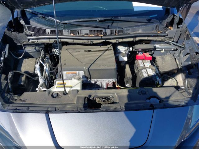 2022 NISSAN LEAF 1N4BZ1DV7NC555680 Photo 9