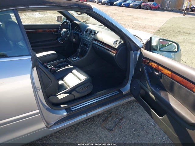 2009 AUDI A4 WAUAF48H19K008739 Photo 4