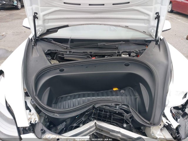 2023 TESLA MODEL 3 5YJ3E1EA9PF562562 Photo 9