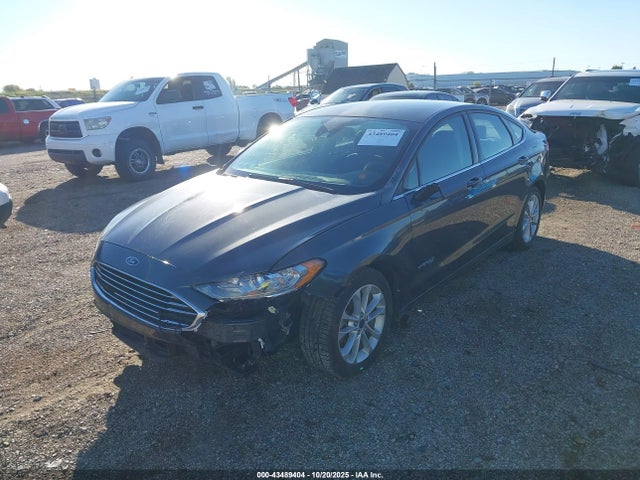 2019 Ford Fusion Hybrid Se მანქანა იყიდება აუქციონზე, vin: 3FA6P0LU7KR196628, აუქციონის ნომერი: 43489404