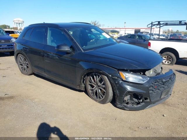 2022 AUDI SQ5 WA1B4AFY0N2030945