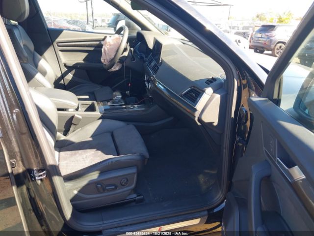 2022 AUDI SQ5 WA1B4AFY0N2030945 Photo 4