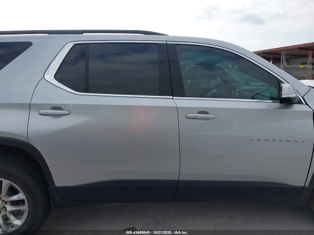 1GNERGKW7LJ268829 Chevrolet Traverse Lt Cloth
