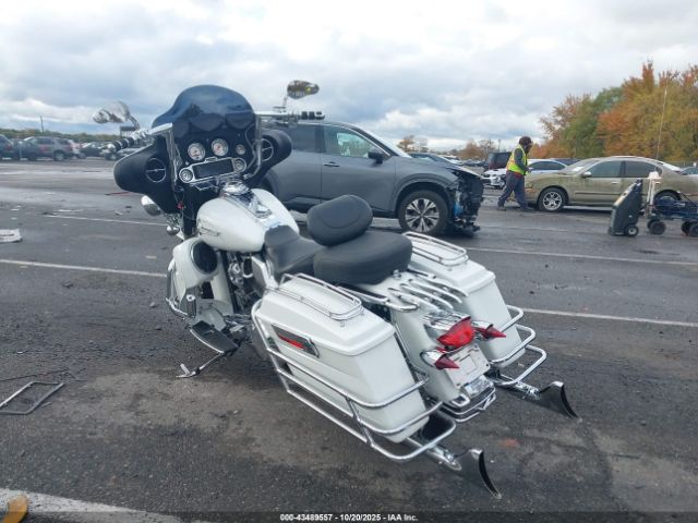 2002 HARLEY-DAVIDSON FLHTCUI 1HD1FCW172Y611053 Photo 2