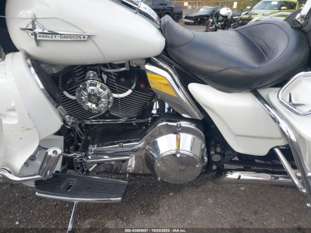 2002 HARLEY-DAVIDSON FLHTCUI 1HD1FCW172Y611053 Photo 8