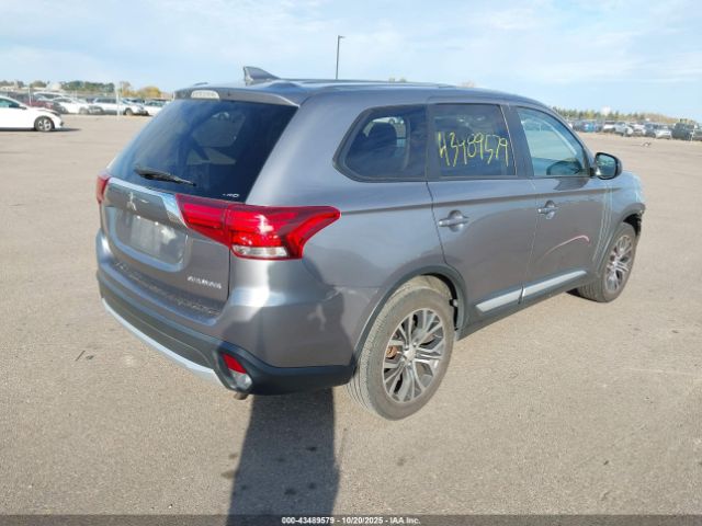 2018 MITSUBISHI OUTLANDER JA4AZ2A37JZ007002 Photo 3