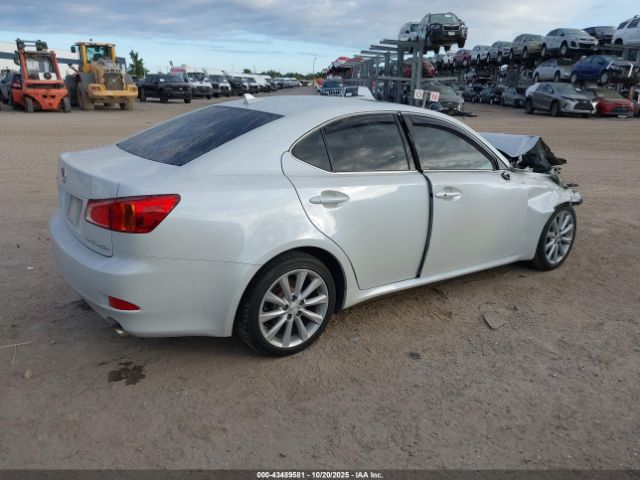 2010 LEXUS IS 250 JTHCF5C23A2033262 Photo 3