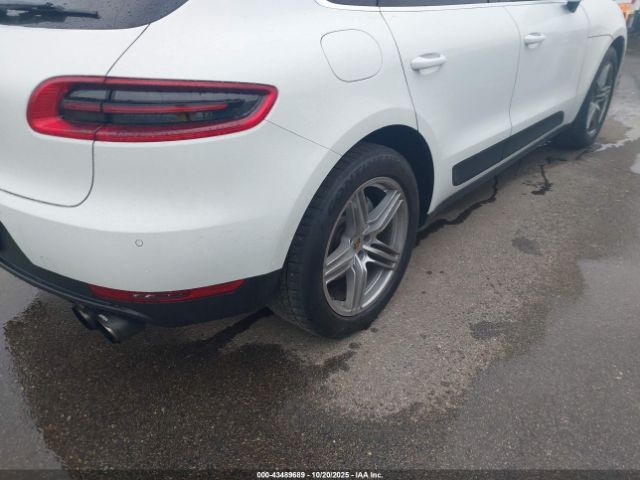 2015 PORSCHE MACAN WP1AB2A57FLB64405 Photo 5