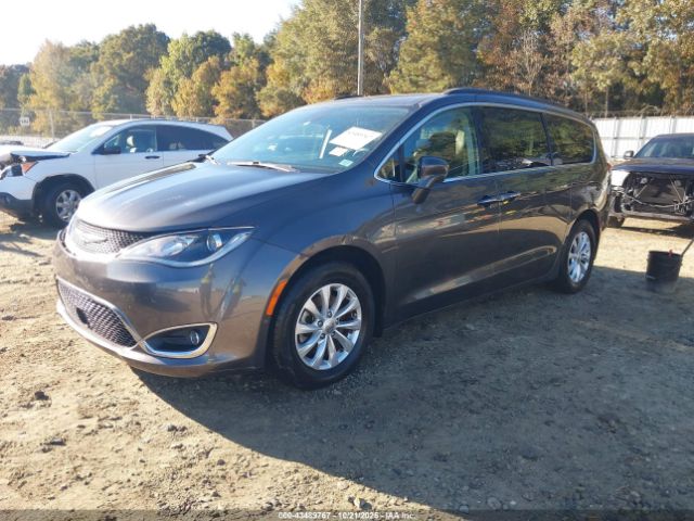 2019 CHRYSLER PACIFICA 2C4RC1FG4KR594111 Photo 1