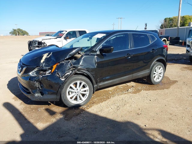 JN1BJ1CP9HW034390 Nissan Rogue Sport S