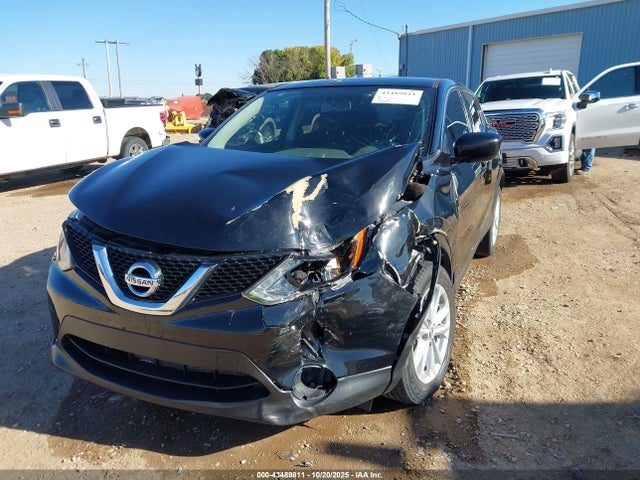 JN1BJ1CP9HW034390 Nissan Rogue Sport S