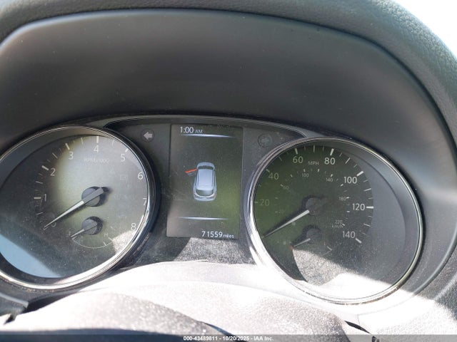 JN1BJ1CP9HW034390 Nissan Rogue Sport S
