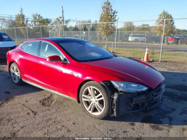 2015 TESLA MODEL S 5YJSA1S2XFF085434 Photo 0