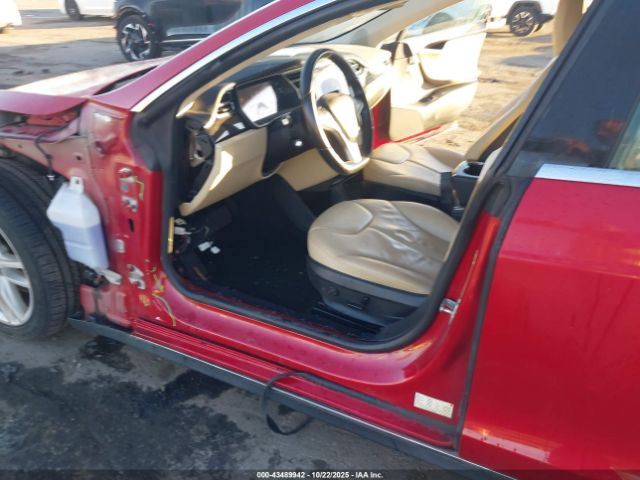 2015 TESLA MODEL S 5YJSA1S2XFF085434 Photo 5