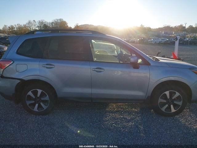 Subaru Forester 2.5i Premium 2017 JF2SJAEC9HH485462 Image 13