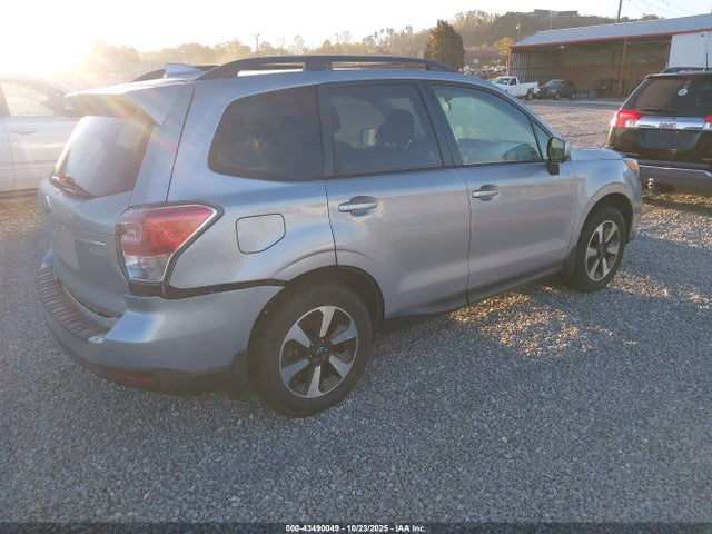 Subaru Forester 2.5i Premium 2017 JF2SJAEC9HH485462 Image 4