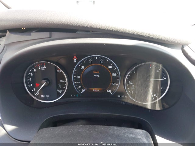 43490071 :رقم المزاد ، 1G4ZS5SS4HU181438 vin ، 2017 Buick Lacrosse Premium مزاد بيع