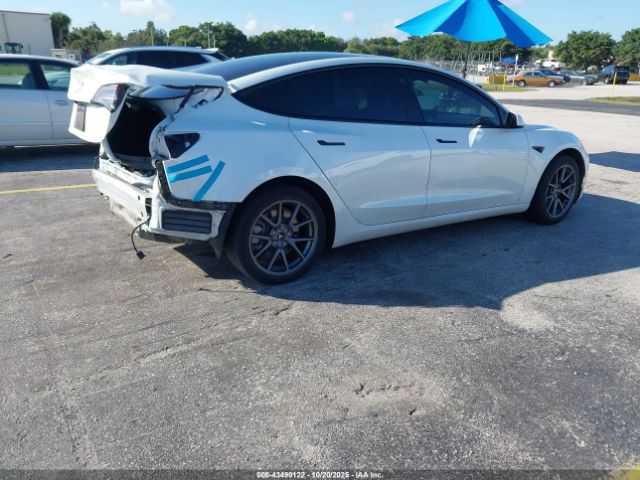 2022 TESLA MODEL 3 5YJ3E1EA6NF329736 Photo 3