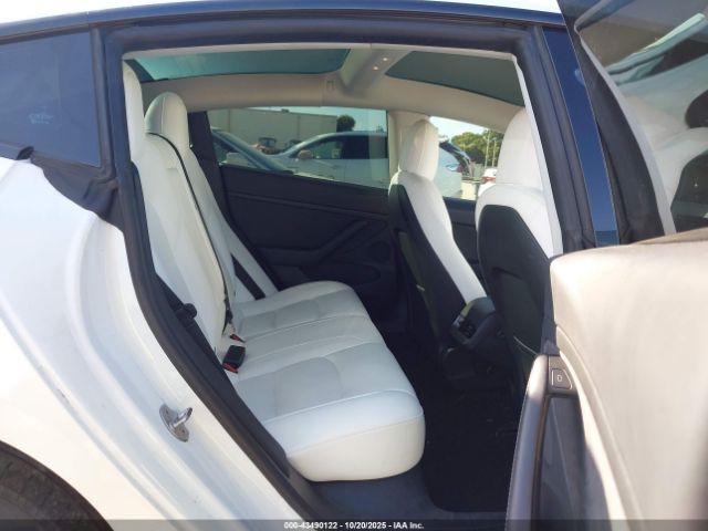 2022 TESLA MODEL 3 5YJ3E1EA6NF329736 Photo 7