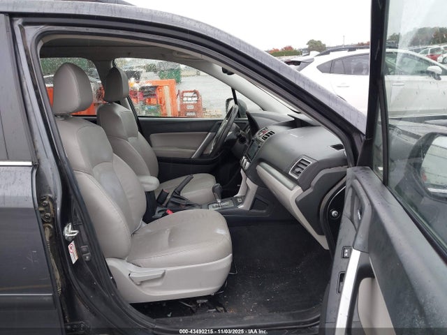 Subaru Forester 2.5i Limited 2016 JF2SJAKCXGH509822 Image 5