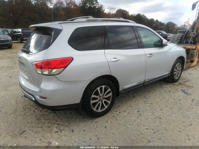 Продажа на аукционе авто 2014 Nissan Pathfinder Sl, vin: 5N1AR2MNXEC644327, номер лота: 43490240