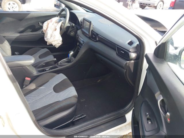 2020 HYUNDAI VELOSTER KMHTG6AF9LU030721 Photo 4
