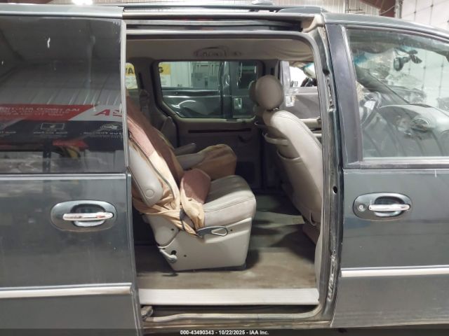 2000 CHRYSLER TOWN & COUNTRY 1C4GP64L7YB653460 Photo 7
