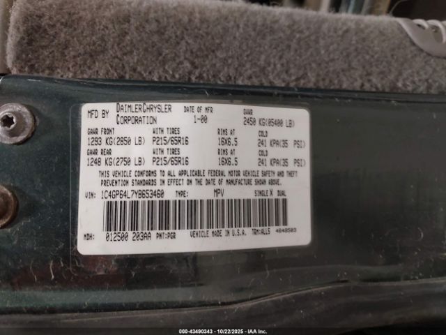 2000 CHRYSLER TOWN & COUNTRY 1C4GP64L7YB653460 Photo 8