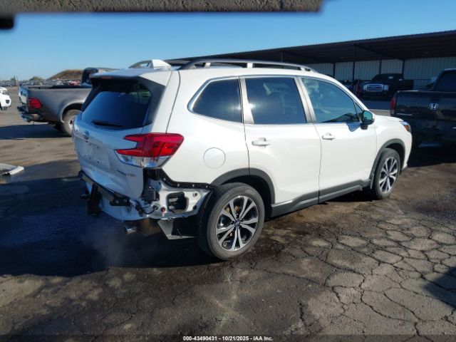 2023 SUBARU FORESTER JF2SKAPC5PH427549 Photo 3