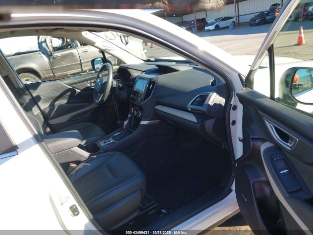 2023 SUBARU FORESTER JF2SKAPC5PH427549 Photo 4