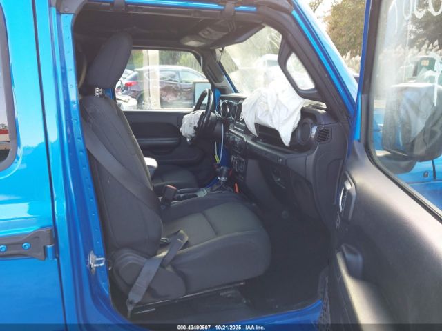 2021 JEEP WRANGLER UNLIMITED 1C4HJXDN2MW740330 Photo 4