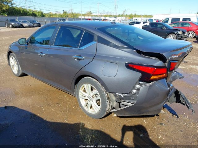 2019 NISSAN ALTIMA 1N4BL4BV8KC227315 Photo 2