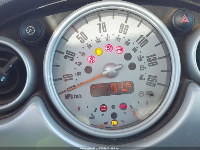 2006 MINI COOPER WMWRC33576TK16746 Photo 6