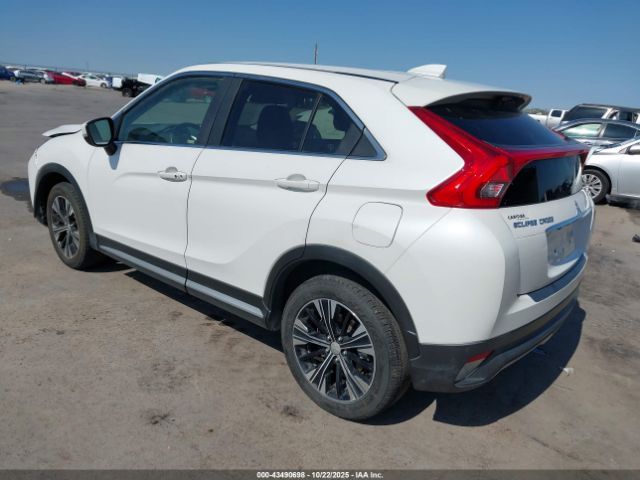 2020 MITSUBISHI ECLIPSE CROSS JA4AS5AA2LZ043204 Photo 2