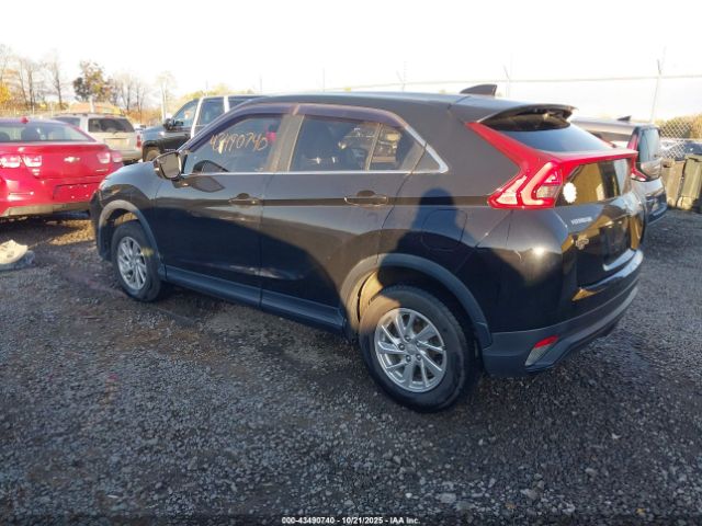 2018 MITSUBISHI ECLIPSE CROSS JA4AT3AA2JZ065573 Photo 2