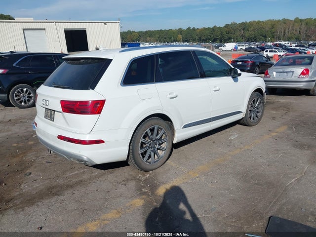 2017 AUDI Q7 WA1VAAF78HD007757 Photo 3