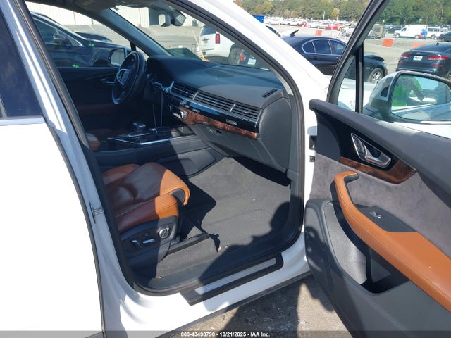 2017 AUDI Q7 WA1VAAF78HD007757 Photo 4