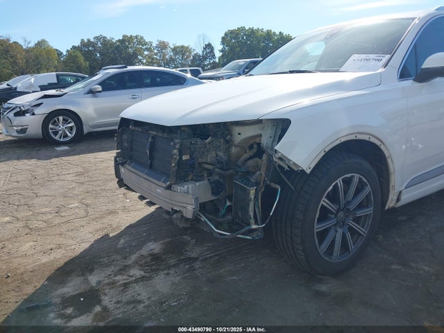 2017 AUDI Q7 WA1VAAF78HD007757 Photo 5
