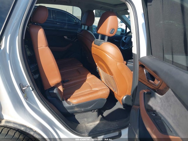 2017 AUDI Q7 WA1VAAF78HD007757 Photo 7