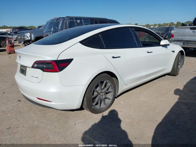 2022 TESLA MODEL 3 5YJ3E1EB0NF270918 Photo 3