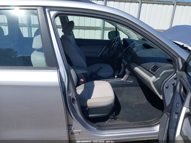 2017 SUBARU FORESTER JF2SJABC4HH506772 Photo 4