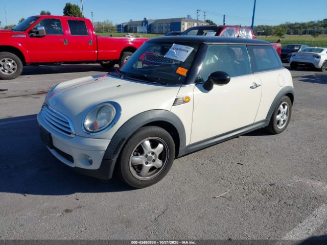 2009 MINI COOPER WMWMF33519TW79049 Photo 1