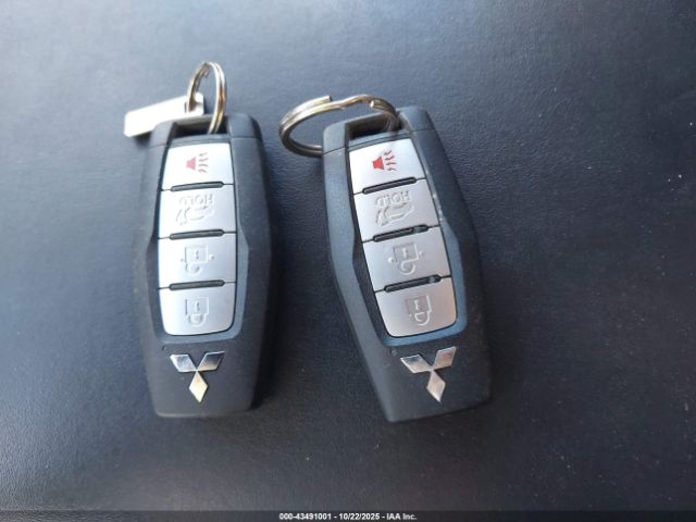 2022 MITSUBISHI OUTLANDER JA4J4UA85NZ068389 Photo 10