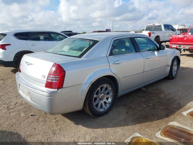 2005 CHRYSLER 300C 2C3JA63H55H572176 Photo 3