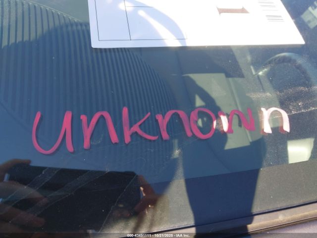 2004 CHRYSLER TOWN & COUNTRY 2C8GP64L04R576148 Photo 5