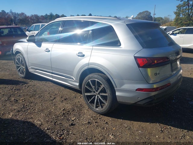 2022 AUDI Q7 WA1LXBF76ND006436 Photo 2