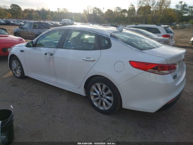 2016 KIA OPTIMA 5XXGT4L32GG043931 Photo 2